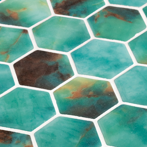     Hexagon XL glasmozaiek turquoise groen bruin glanzend 5 x 5 cm op matje per 0,49 m2
