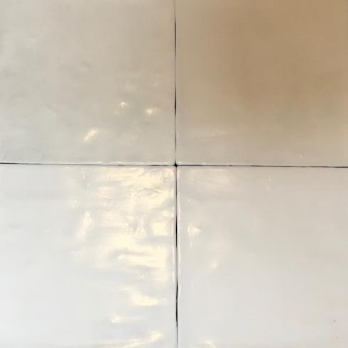     Nougat white gebroken wit wandtegelmix in 11,5 x 11,5 cm per 0,38 m2
